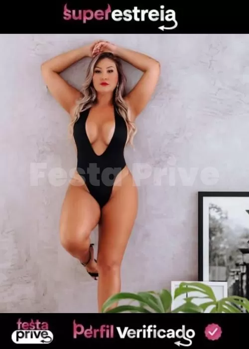 acompanhante de luxo Anne Moraes 