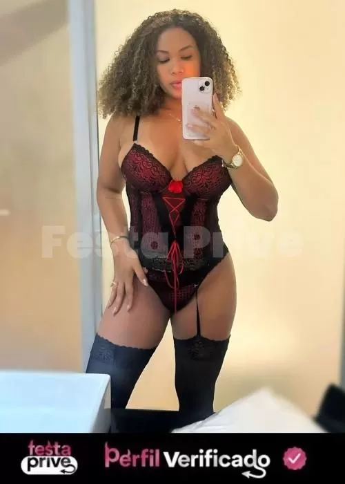 acompanhante de luxo Thalia